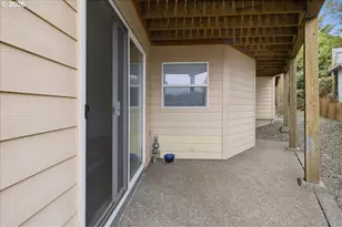250 SE Coast Guard Dr, Depoe Bay, OR 97341 - Photo 45