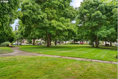 6148 NE Whitewood Dr, Hillsboro, OR 97124 - Photo 43