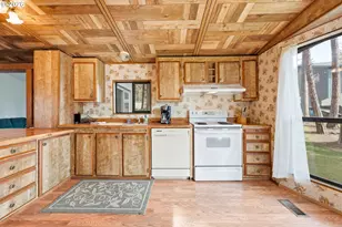 159 N Irlena Rd, Tygh Valley, OR 97063 - Photo 19