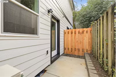 530 S Texas St, Portland, OR 97219 - Photo 7