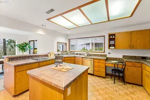 48 Eagle Crest Dr, Lake Oswego, OR 97035 - Photo 13