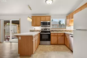 709 S Park St, Carlton, OR 97111 - Photo 17
