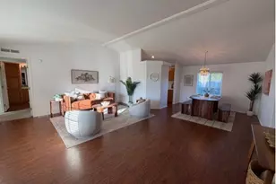 4055 Royal Ave, Eugene, OR 97402 - Photo 3