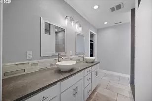 195 Bay Point Dr, Castle Rock, WA 98611 - Photo 19