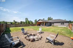 195 Bay Point Dr, Castle Rock, WA 98611 - Photo 27