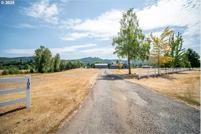195 Bay Point Dr, Castle Rock, WA 98611 - Photo 47