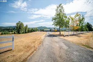 195 Bay Point Dr, Castle Rock, WA 98611 - Photo 47