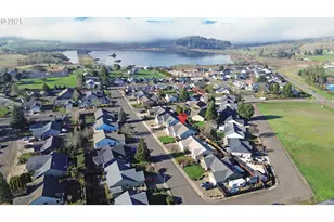 2657 Grey Fox Dr, Sutherlin, OR 97479 - Photo 41