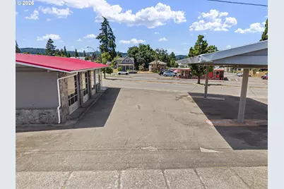 518 Hwy 99, Cottage Grove, OR 97424 - Photo 15