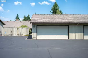 6296 Preakness Dr, West Linn, OR 97068 - Photo 37