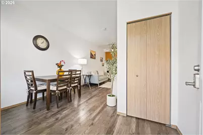 121 SE 8th Ave, Hillsboro, OR 97123 - Photo 7