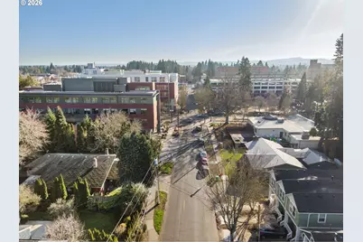 121 SE 8th Ave, Hillsboro, OR 97123 - Photo 29