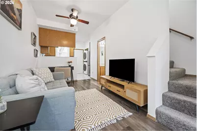 121 SE 8th Ave, Hillsboro, OR 97123 - Photo 11