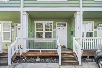 121 SE 8th Ave, Hillsboro, OR 97123 - Photo 3