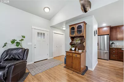 38599 SW Filbert St, Scio, OR 97374 - Photo 9