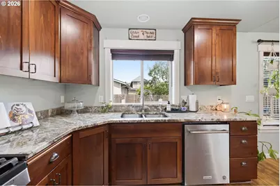 38599 SW Filbert St, Scio, OR 97374 - Photo 13