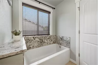 38599 SW Filbert St, Scio, OR 97374 - Photo 23