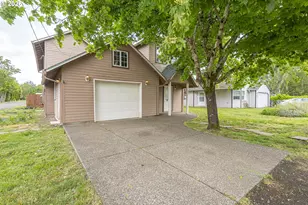 301 Flower Ln, Dayton, OR 97114 - Photo 1