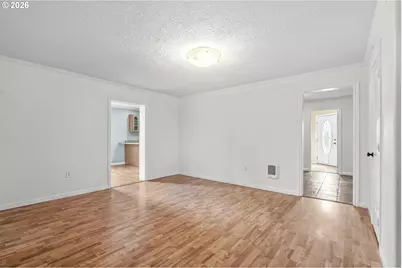 301 Flower Ln, Dayton, OR 97114 - Photo 5