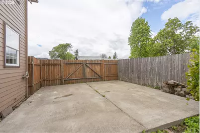 301 Flower Ln, Dayton, OR 97114 - Photo 35