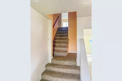 833 NE Jackson St, Roseburg, OR 97470 - Photo 9