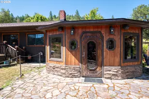 1329 Larson Rd, Roseburg, OR 97471 - Photo 15