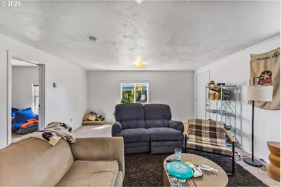 1919 NW Buchanan Ave, Corvallis, OR 97330 - Photo 9