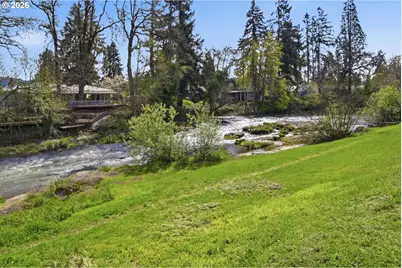 653 S River Rd, Cottage Grove, OR 97424 - Photo 41