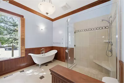 653 S River Rd, Cottage Grove, OR 97424 - Photo 19