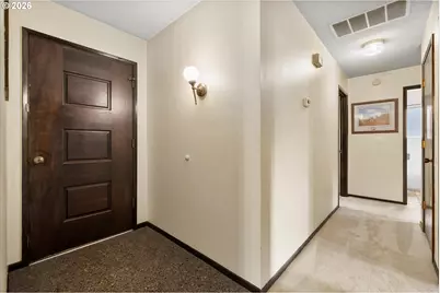 2407 NE Libby Pl, Bend, OR 97701 - Photo 9