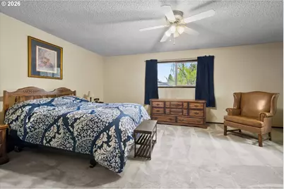 2407 NE Libby Pl, Bend, OR 97701 - Photo 13
