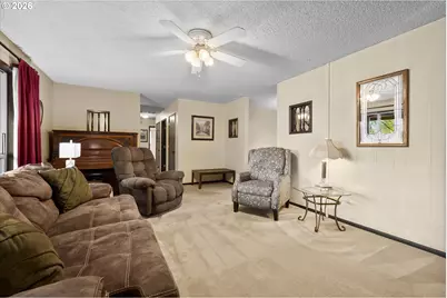 2407 NE Libby Pl, Bend, OR 97701 - Photo 3