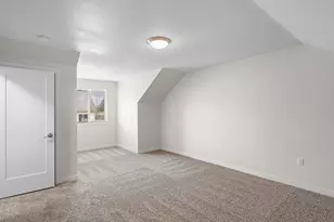 10845 E Burnside St, Portland, OR 97216 - Photo 33