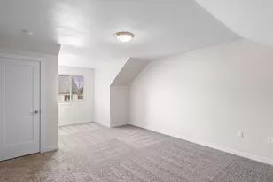 10845 E Burnside St, Portland, OR 97216 - Photo 27