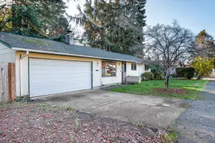 208 NW 24th St, McMinnville, OR 97128 - Photo 33