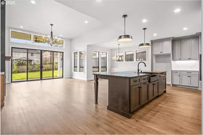 760 N V St, Washougal, WA 98671 - Photo 7