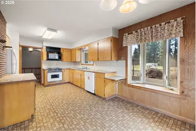 6884 S Hansen Ln, Aurora, OR 97002 - Photo 11