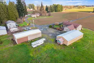 6884 S Hansen Ln, Aurora, OR 97002 - Photo 29