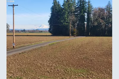 6884 S Hansen Ln, Aurora, OR 97002 - Photo 5