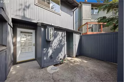 23882 NE Treehill Dr, Wood Village, OR 97060 - Photo 3