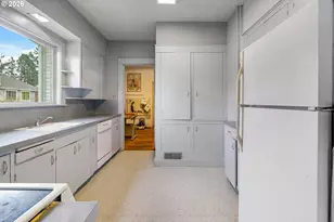 5555 SW Scholls Ferry Rd, Portland, OR 97225 - Photo 11