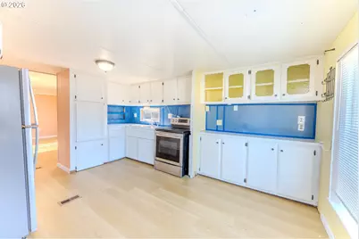 1999 Jansen Way #66, Woodburn, OR 97071 - Photo 7