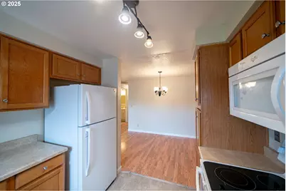4555 Swallow Ct NE, Salem, OR 97301 - Photo 11