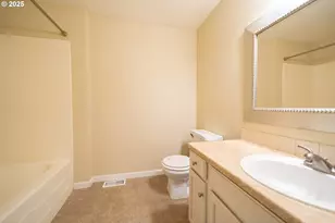 4555 Swallow Ct NE, Salem, OR 97301 - Photo 15