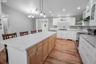 46 Karen Ct, Cottage Grove, OR 97424 - Photo 5