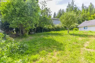1775 N Fir St, Coquille, OR 97423 - Photo 23