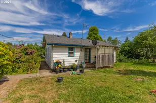 1775 N Fir St, Coquille, OR 97423 - Photo 5