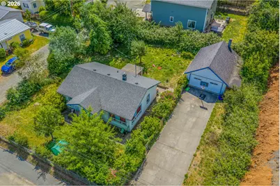 1775 N Fir St, Coquille, OR 97423 - Photo 25