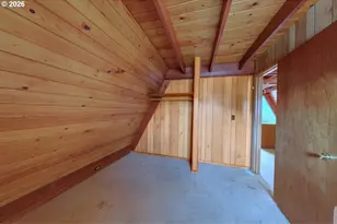 25780 Beach Dr, Rockaway Beach, OR 97136 - Photo 11