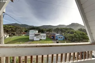 25780 Beach Dr, Rockaway Beach, OR 97136 - Photo 15